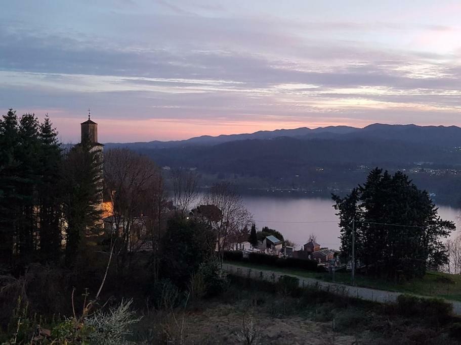 Villa Le Vignole Ameno ภายนอก รูปภาพ